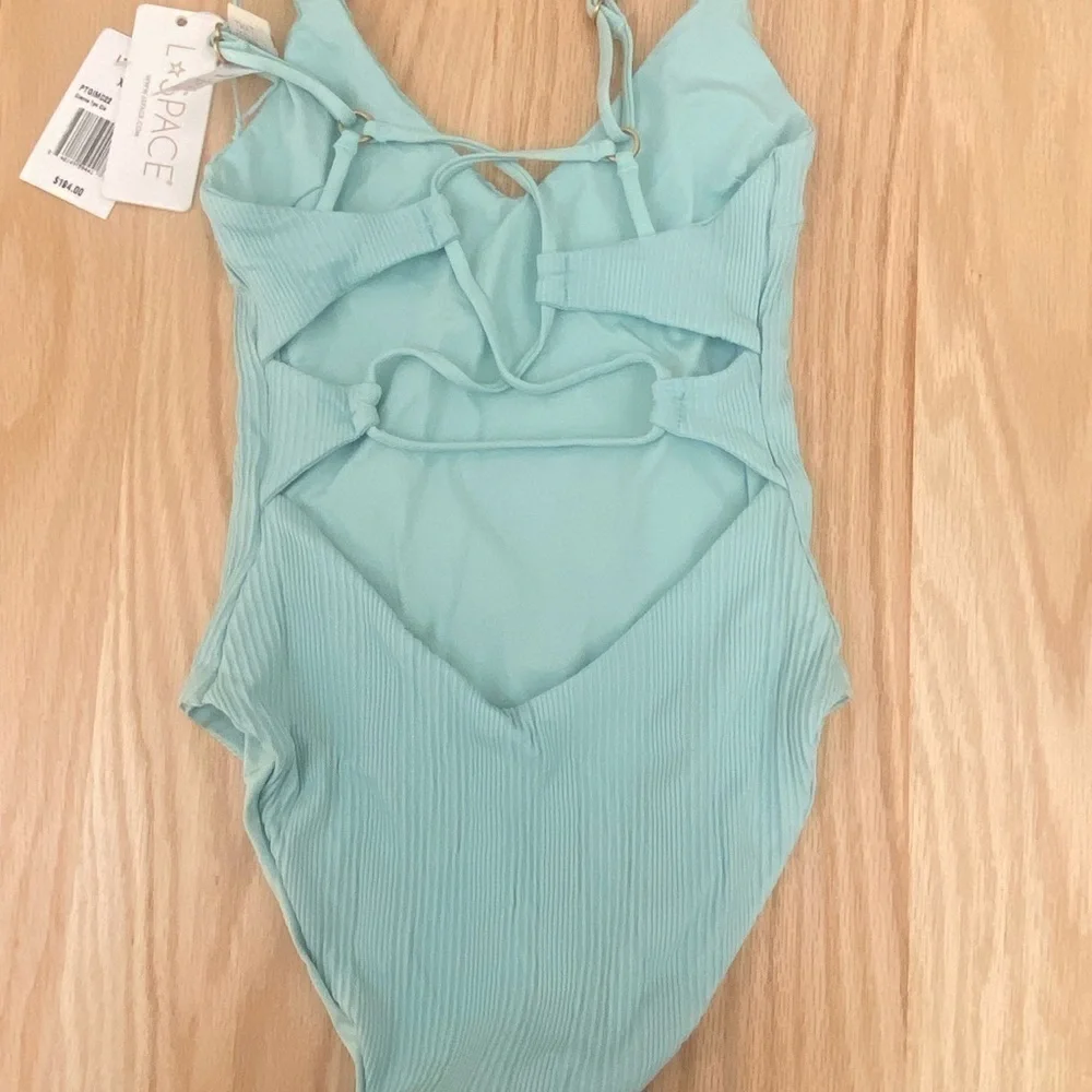 L*Space Women’s Gianna Classic One-piece Tank Swimsuit size XS in‎ Aqua - Picture 3 of 6